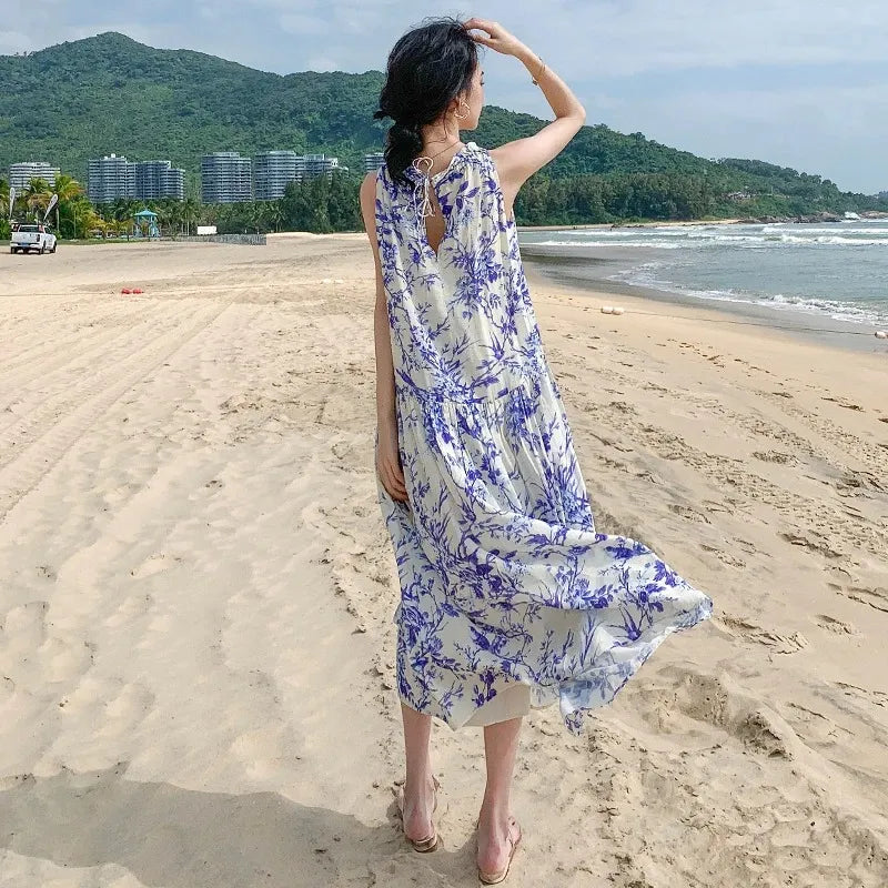 Vestido Feminino Isis com Chiffon e Estampa Porcelana - para um Verão Elegante na Praia